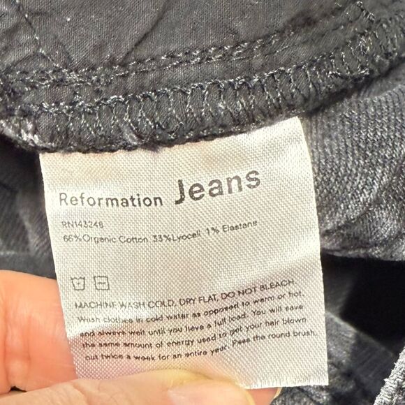 Reformation Serena High Skinny Jeans in Erie Black Wash 24 - Picture 11 of 16
